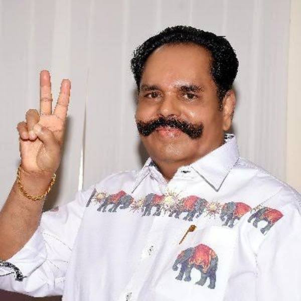  ஒரு பாடலின் செலவு ஒரு கொடி