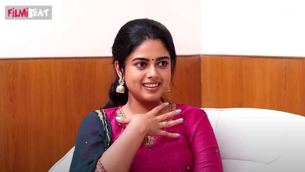  இந்த டிரஸ்சில் அழகாக இருப்பேன்