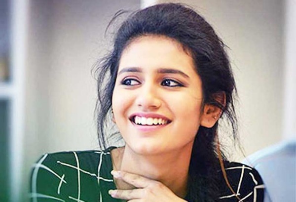 தனுஷின் தீவிர ரசிகை தனுஷின் தீவிர ரசிகை