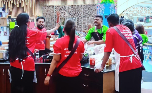 முந்திரிக்கொட்டையாக மாறி சிக்கும் அசீம்