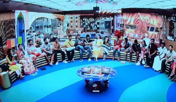 ஆண், பெண் பேதம் பார்க்காத பிக்பாஸ் வீடு ஆண், பெண் பேதம் பார்க்காத பிக்பாஸ் வீடு