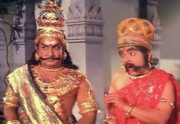 சிவாஜி கணேசன், நம்பியார் நடித்த சுவைமிகு காட்சி சிவாஜி கணேசன், நம்பியார் நடித்த சுவைமிகு காட்சி