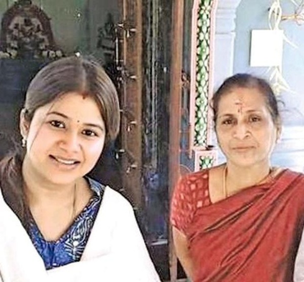 ஊதாரி அம்மா