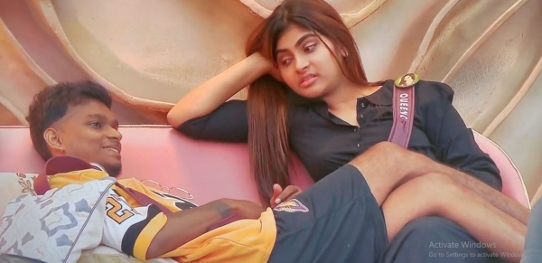 உரசி பார்த்த அசல் 