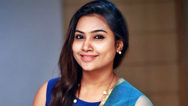 படங்களில் பிஸி