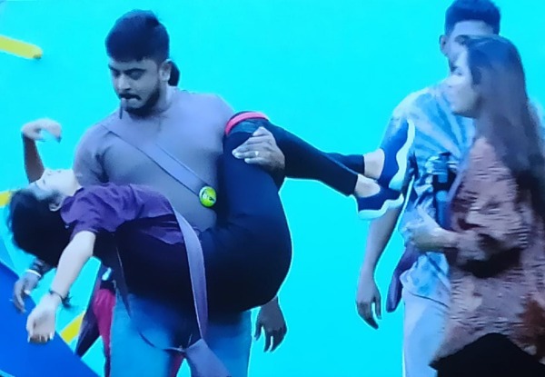 மயங்கி விழுந்த ஜனனி