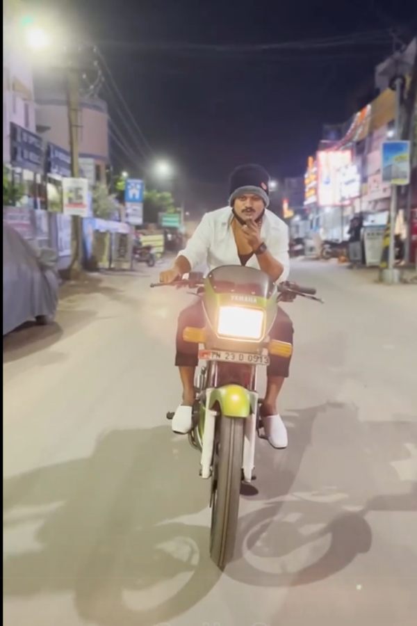 முன்னணி நடிகர்களுடன் நடிப்பு முன்னணி நடிகர்களுடன் நடிப்பு