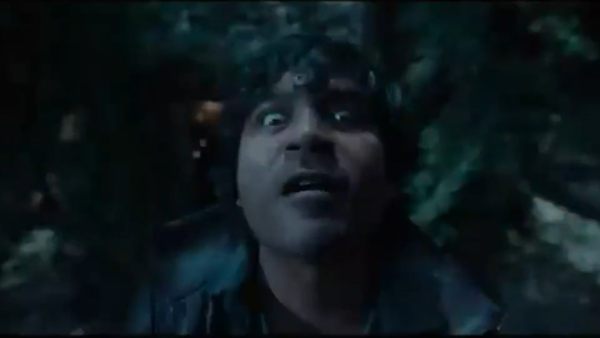 ரசிகர்களை மிரட்டிய கதிர் ரசிகர்களை மிரட்டிய கதிர்