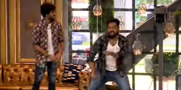 விமர்சனங்களுக்கு பதிலடி