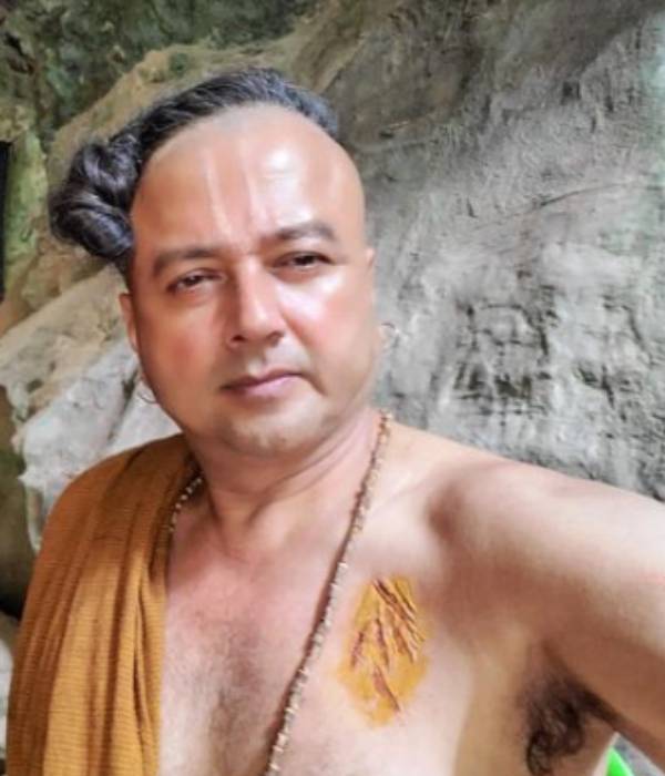 இளமையான கெட்டப்