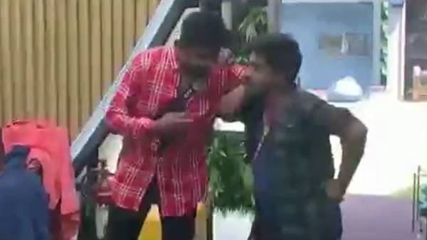 முதல் கேப்டன் ஜிபி முத்து 