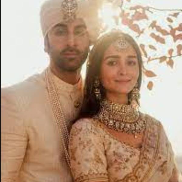 ஆலியா பட் - ரன்பீர் கபூர் ஆலியா பட் - ரன்பீர் கபூர்