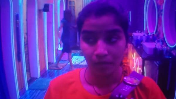 நிகழ்ச்சியிலிருந்து வெளியேற விருப்பம் 