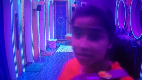 தனலட்சுமியும் வெளியேற விருப்பம் 