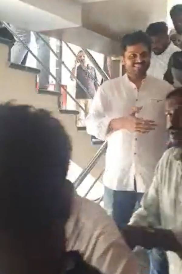 சிறப்பான கைதி படம் 