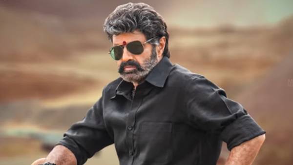 டைட்டில் போஸ்டர்