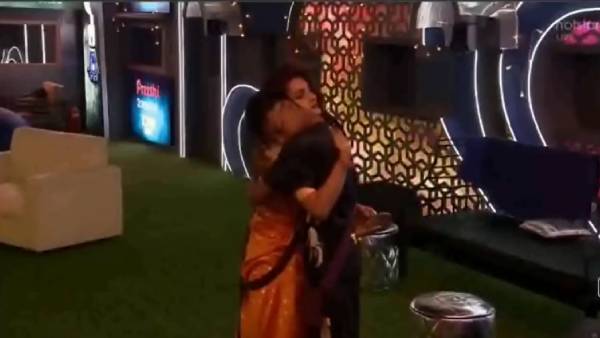 கட்டிப்புடி கட்டிப்புடிடா 