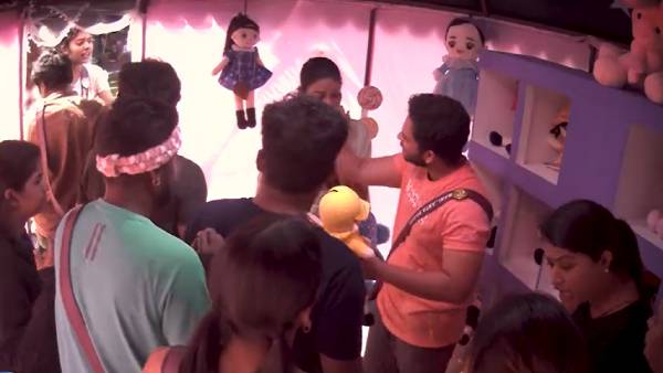 கெட்ட வார்த்தைகள் சகஜமாக 