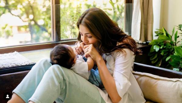 வேகமாக கடந்து விட்டன