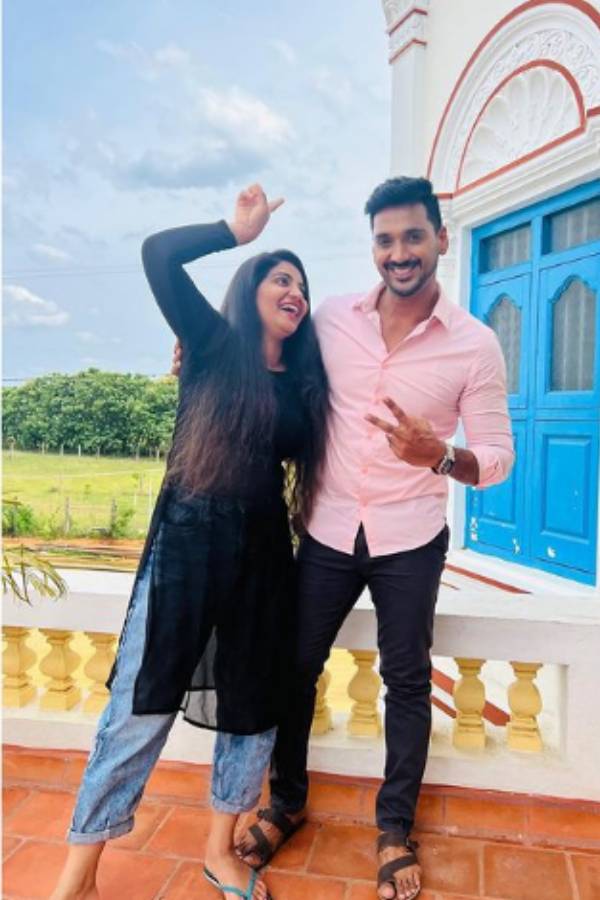 மன உளைச்சலில் இருக்கிறேன் மன உளைச்சலில் இருக்கிறேன்