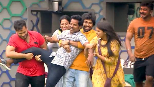 இவ்ளோ சந்தோசமா இருந்தா எப்படி