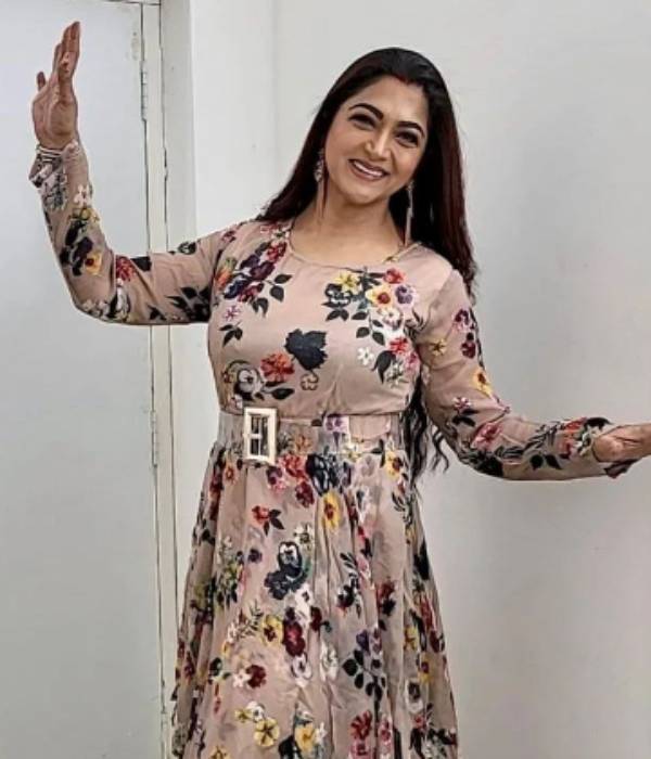 குஷ்பூவிற்கு கோயில் 