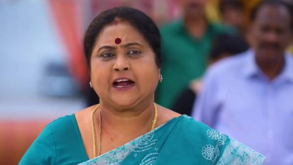 ஆத்திரத்தில் ஈஸ்வரி ஆத்திரத்தில் ஈஸ்வரி