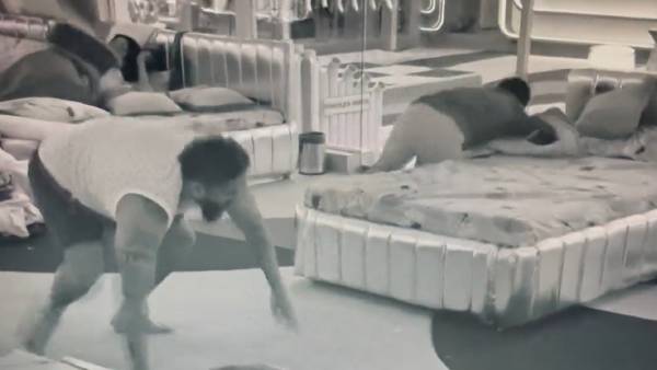 ஜிபி முத்துவை கலாய்த்த ராபர்ட் 