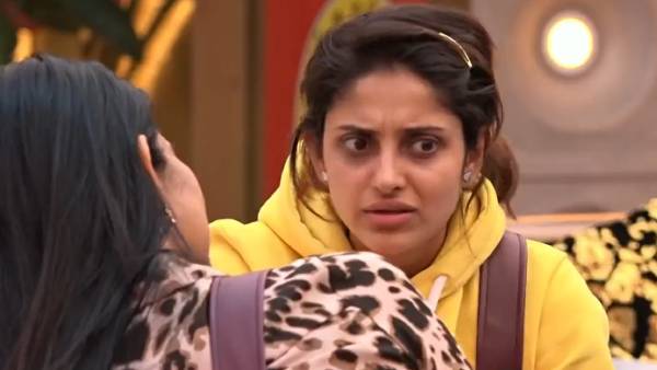 விதியை மீறிய ஆயிஷா