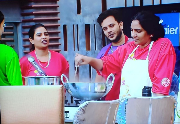 பிக்பாஸ் அநியாயம் பண்றீங்க கோபித்த சாந்தி