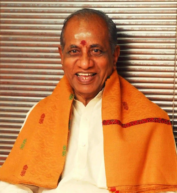 வயதுமூப்பால் மறைவு