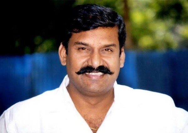 பன்முக நபர் பன்முக நபர்