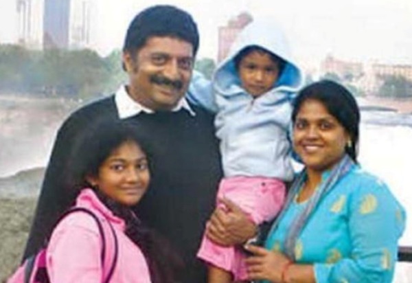 அடிப்படையில் காதல்