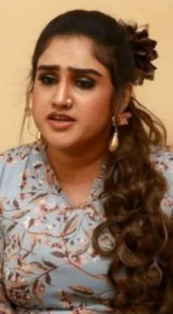  உங்கள் மகளுக்கு நிதானத்தை கற்றுக்கொடுங்கள்- தனலட்சுமியின் தாயிடம் வனிதா