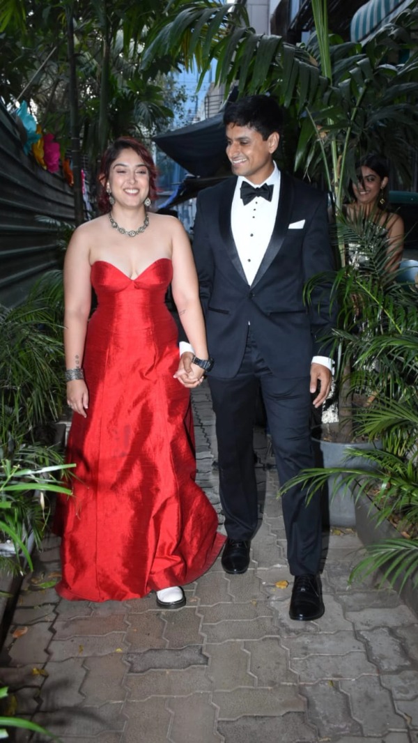 நிச்சயதார்த்தம்