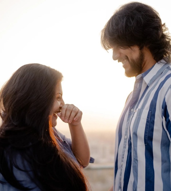 நடிகை மஞ்சிமா மோகனன்