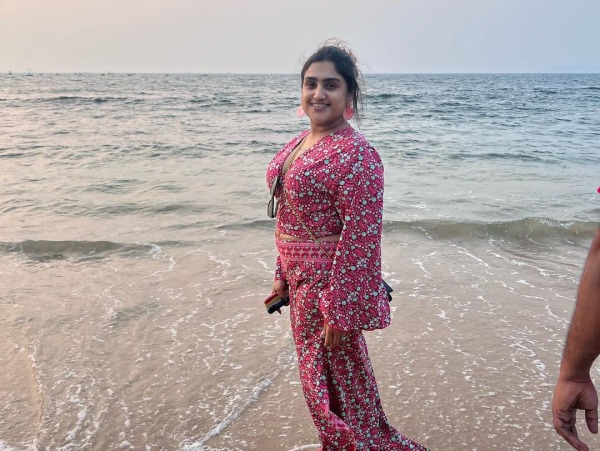 கெட்டவனாக சித்தரிக்கின்றனர்