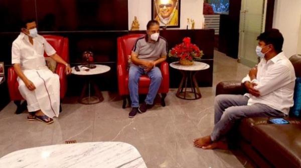 அனைவரிடமும் நட்பு பாராட்டும் கமல்ஹாசன் அனைவரிடமும் நட்பு பாராட்டும் கமல்ஹாசன்