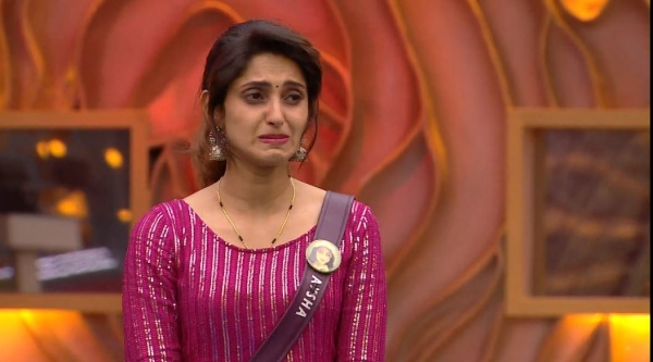 ஷெரினா அப்செட்