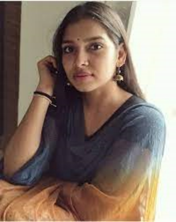 காக்கி சட்டை படத்தில் காக்கி சட்டை படத்தில்