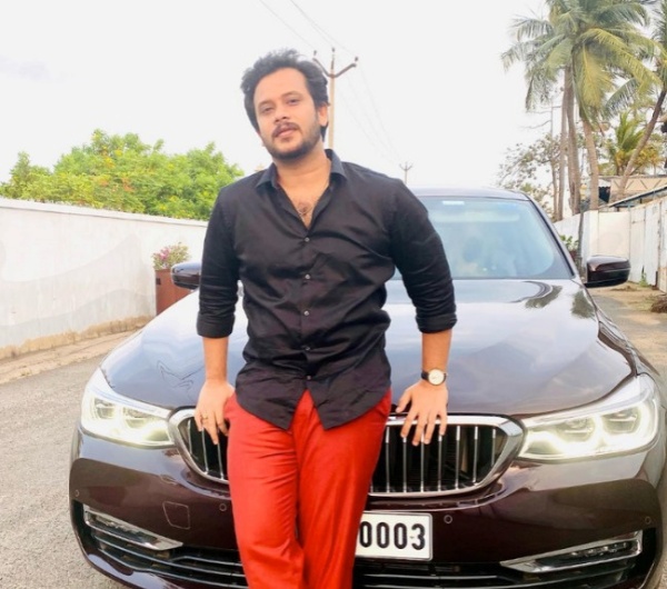 பிக் பாஸ் வீட்டில் விளம்பரம் பிக் பாஸ் வீட்டில் விளம்பரம்