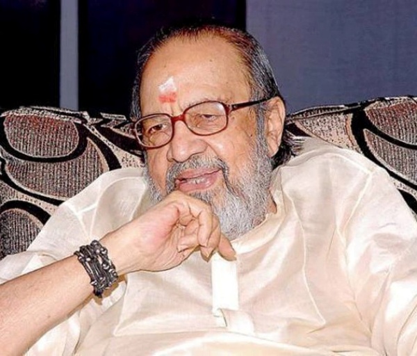 குழப்பம் தீர்த்த வாலி