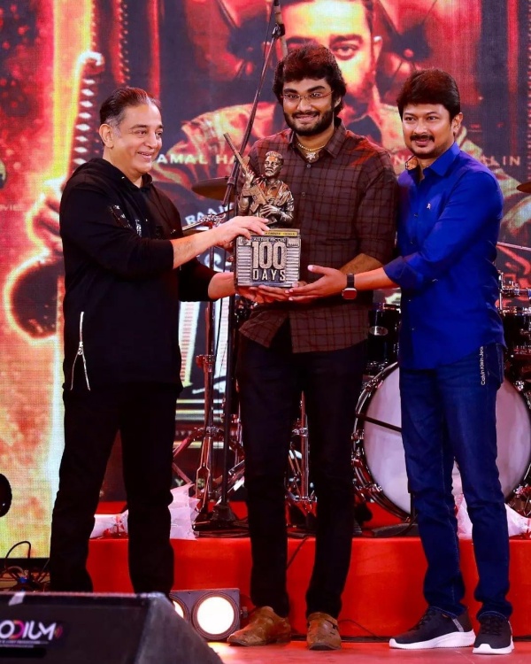 உதயநிதி பண்ண வேலை