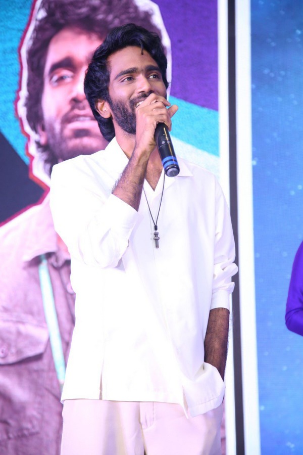 ரசிகர்கள் ஏற்றுக்கொண்டார்கள்