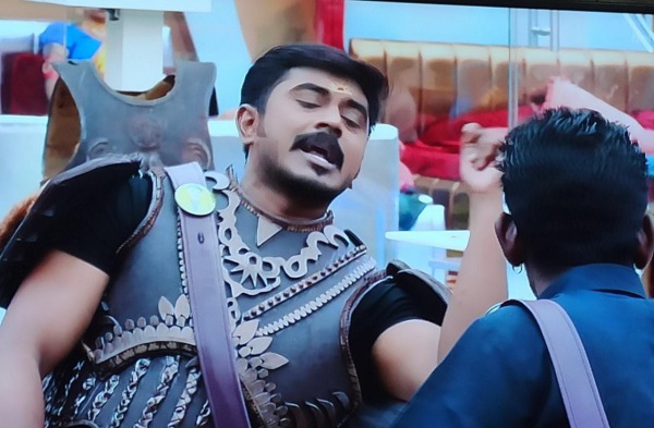 பிக்பாஸையே மோசடிக்கு கூட்டுச் சேர்த்த அசீம் பிக்பாஸையே மோசடிக்கு கூட்டுச் சேர்த்த அசீம்