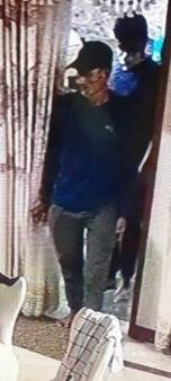 நேபாளில் பதுங்கியிருந்த வேலைக்காரன் உட்பட 3 பேர் கைது நேபாளில் பதுங்கியிருந்த வேலைக்காரன் உட்பட 3 பேர் கைது