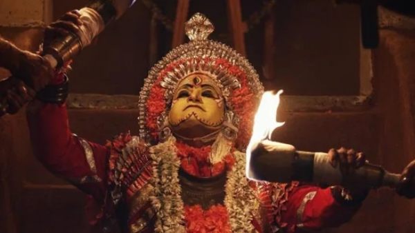 தொடர்ந்து சாதனை தான் 