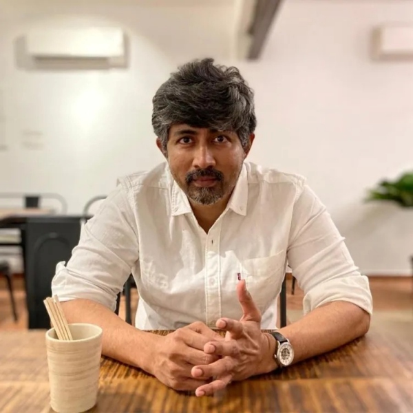 கார்த்திக் குமார் 