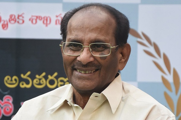 கதைகளின் மன்னன் விஜயேந்திர பிரசாத்