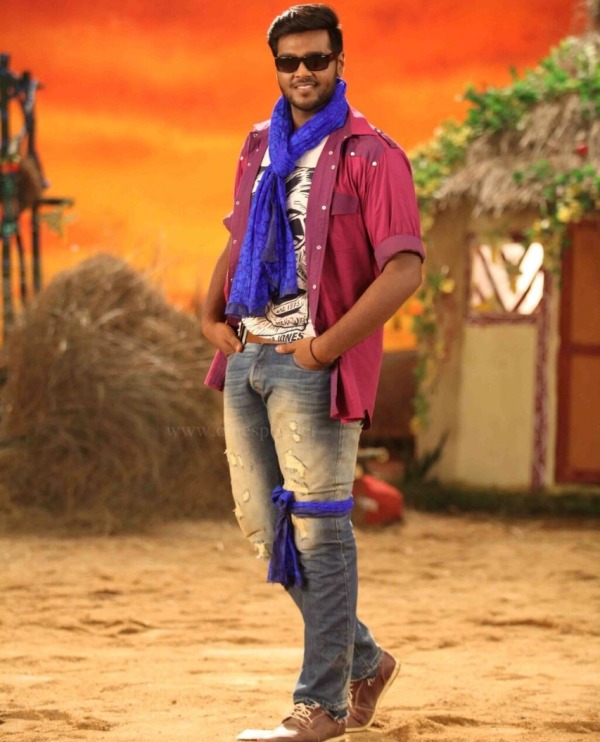  மதுரை வீரன்